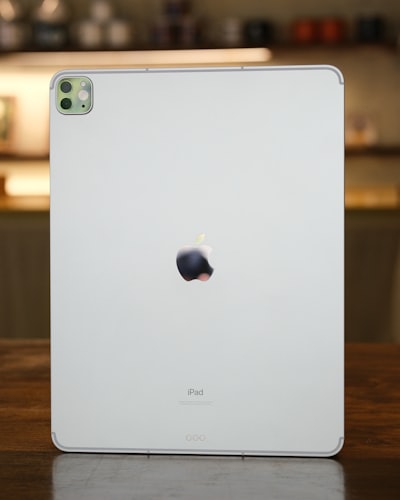 Apple iPad Air (2022)